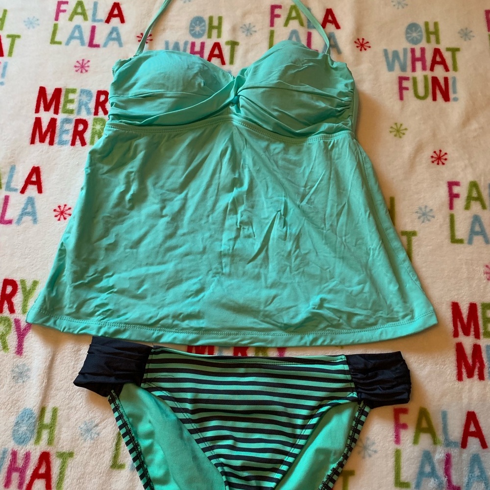 Bathing suit